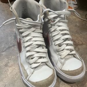 Youth Nike sneakers size 3.5